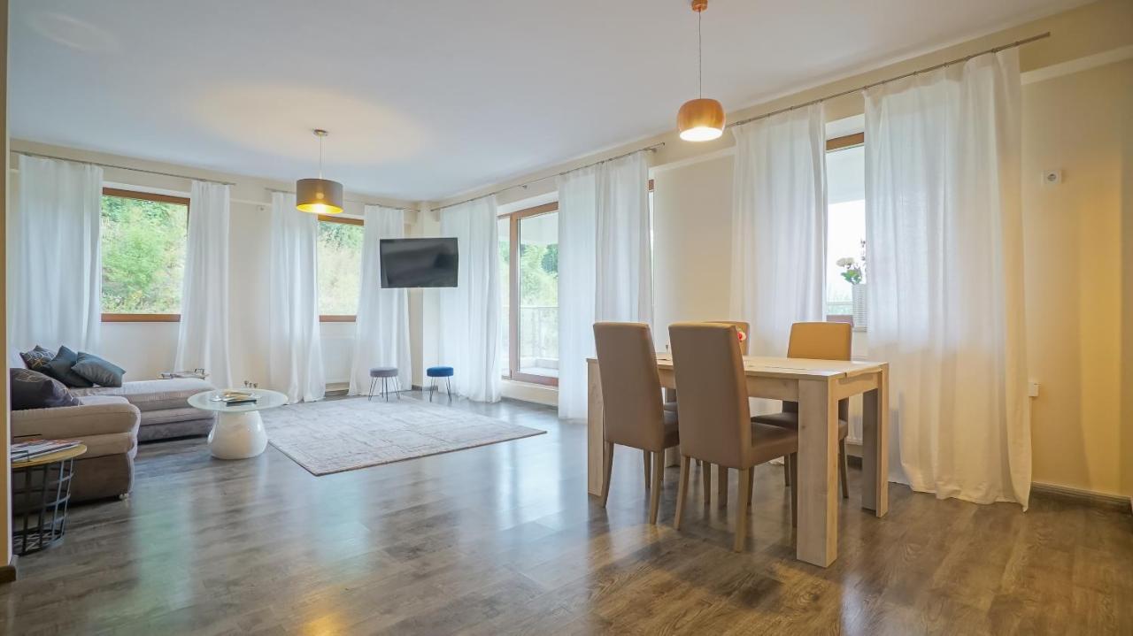 Apartment Coroni Seasons
